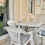 شقة White -