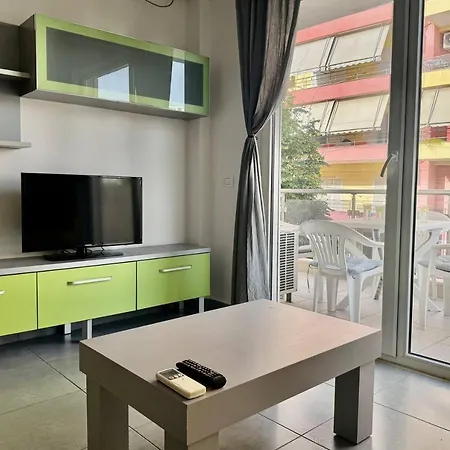 White - Apartament Saranda